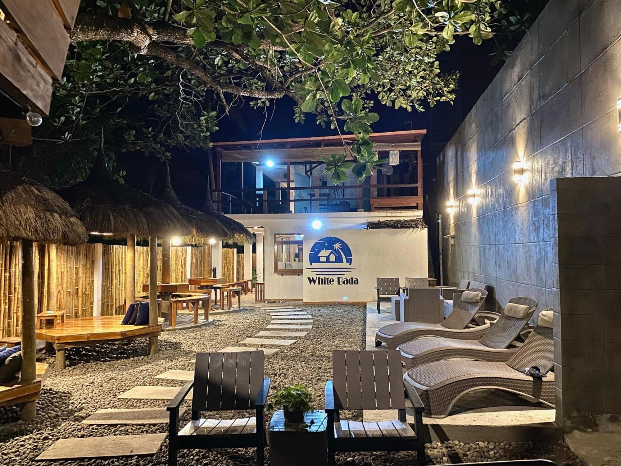 White Bada Guesthouse 시퀴조르 외부 사진